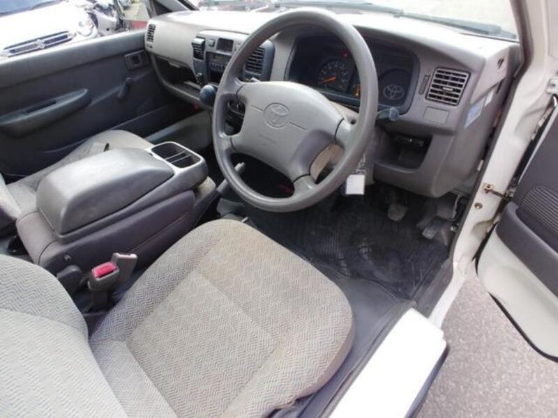 TOWNACE TRUCK