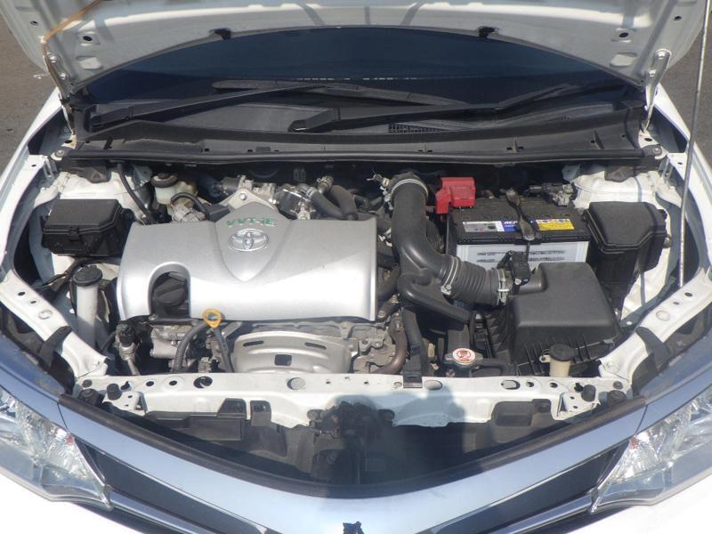 COROLLA AXIO