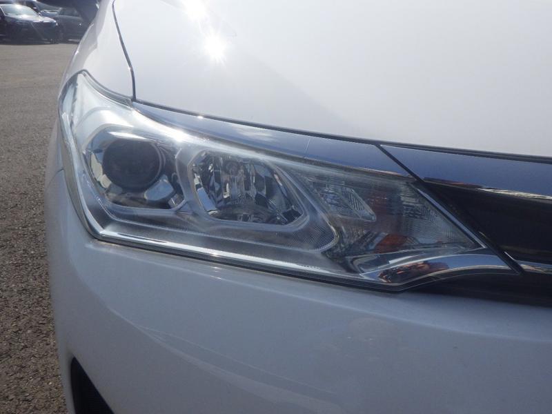 COROLLA AXIO