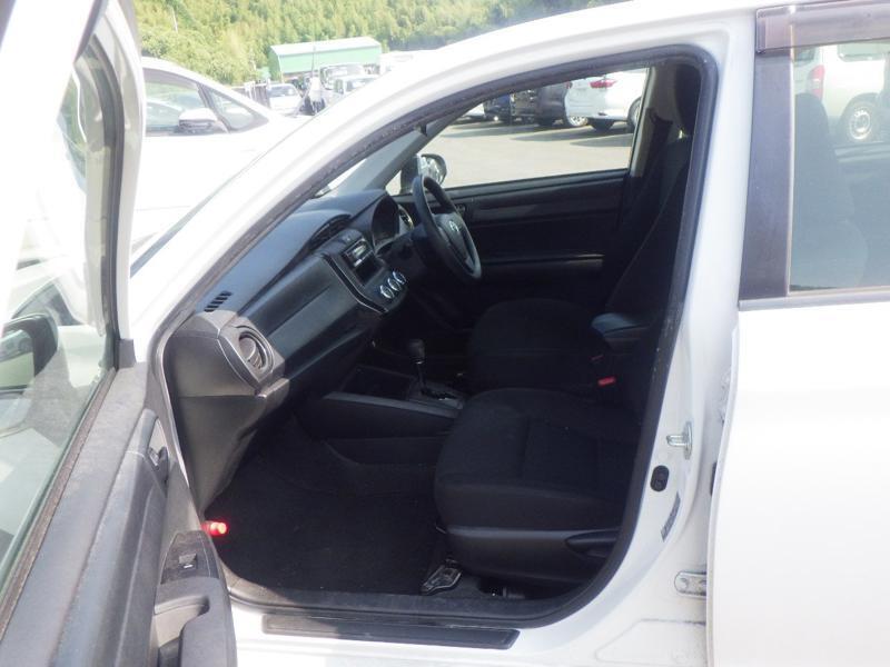 COROLLA AXIO