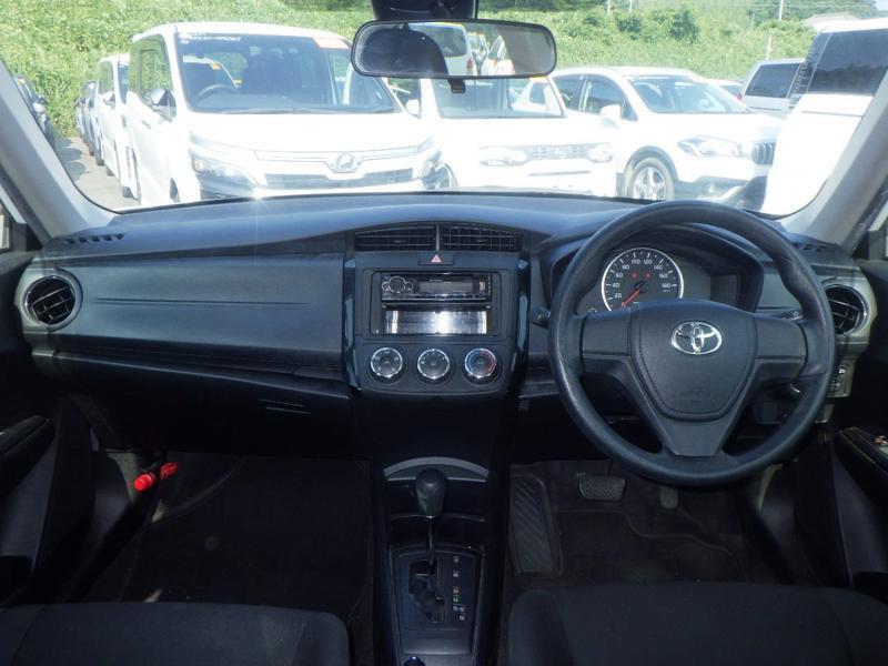 COROLLA AXIO