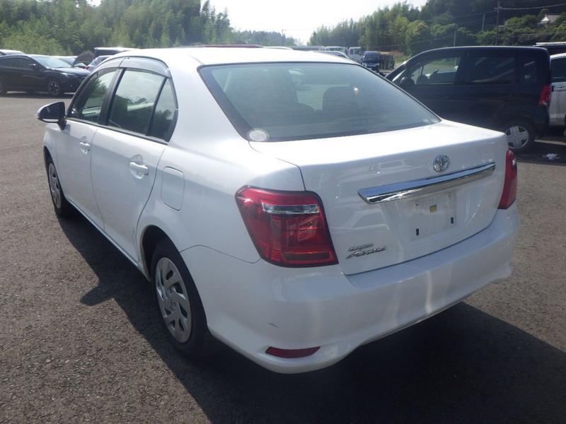 COROLLA AXIO