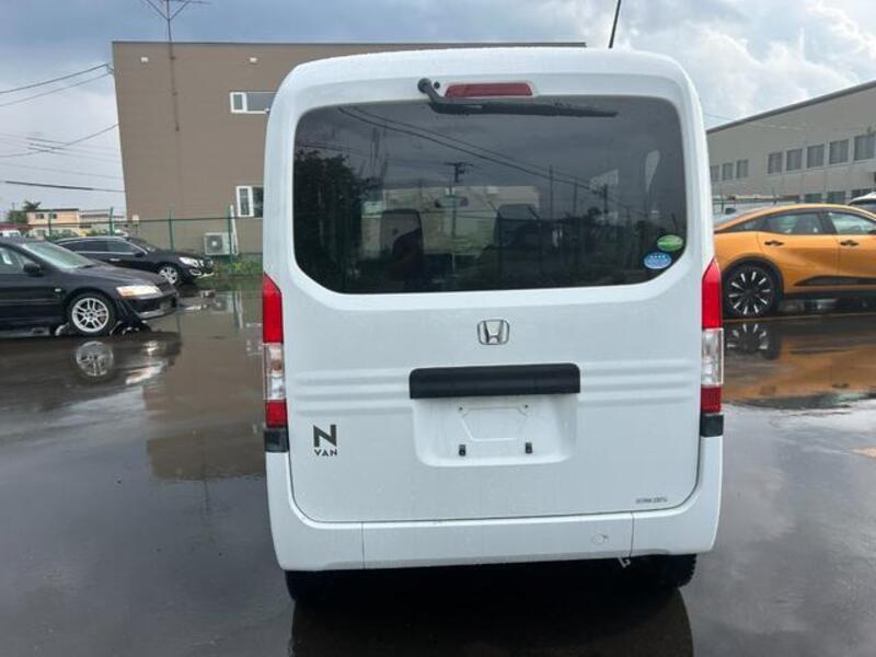 N-VAN