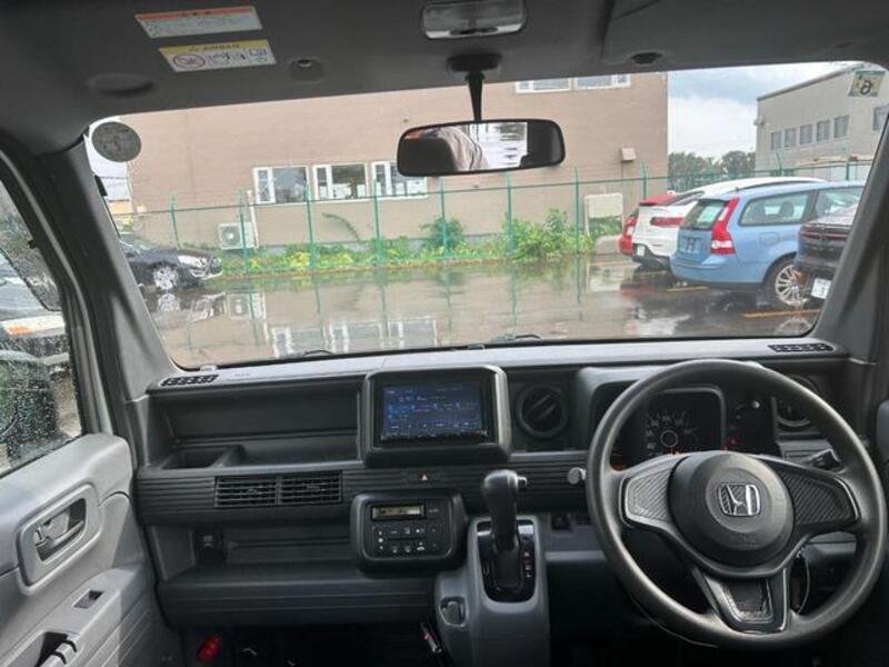 N-VAN