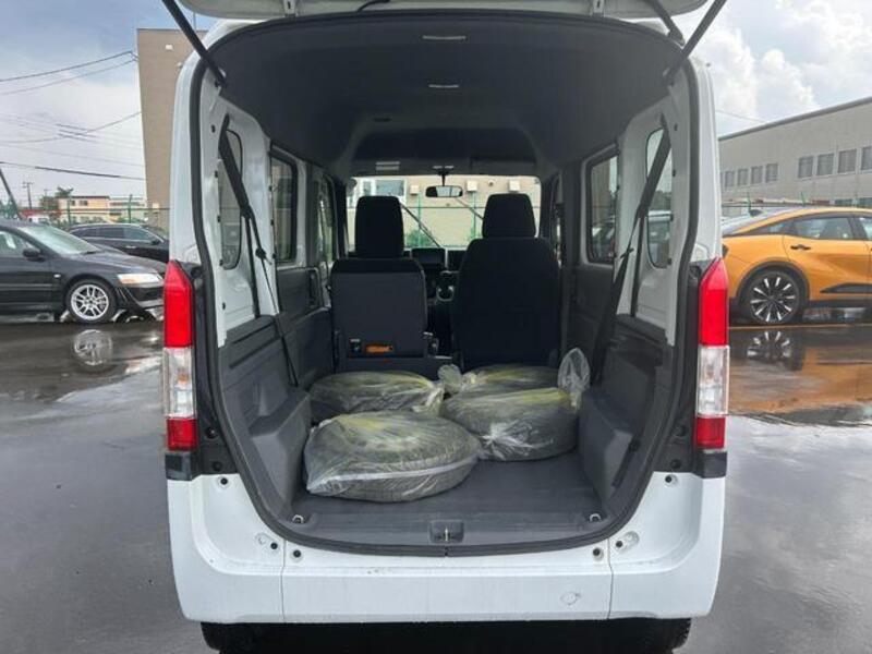 N-VAN