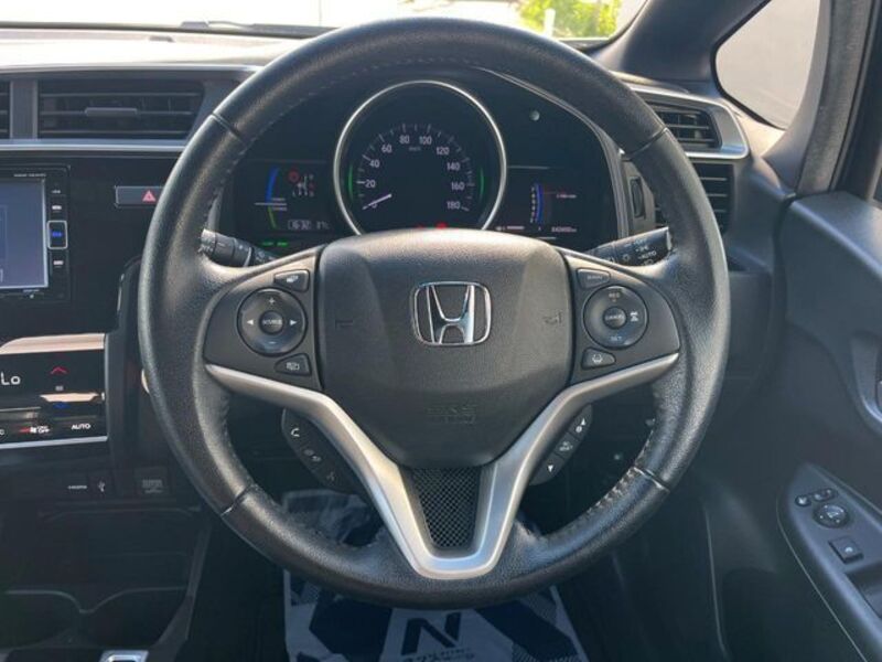 FIT HYBRID