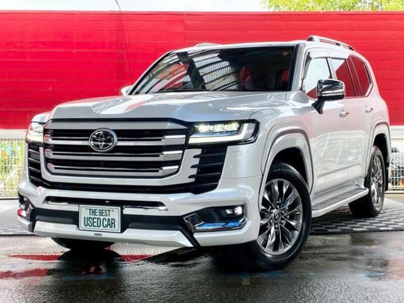 LAND CRUISER