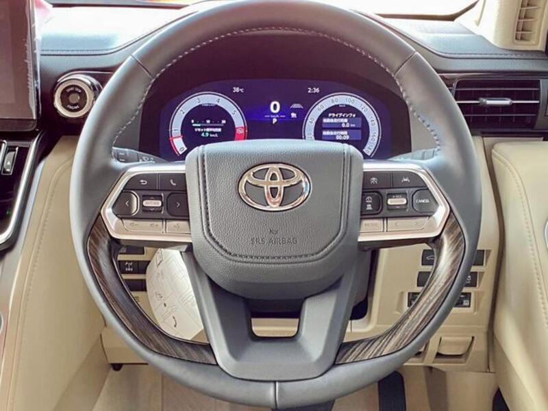 LAND CRUISER