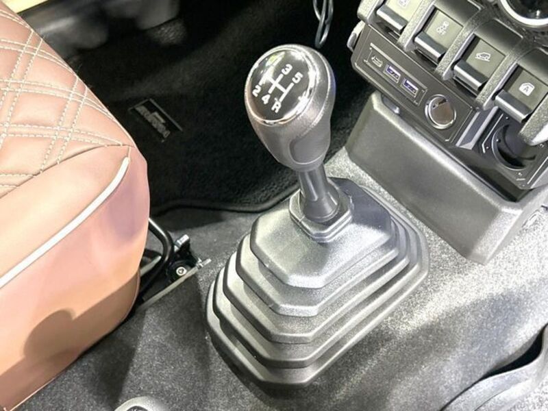 JIMNY SIERRA