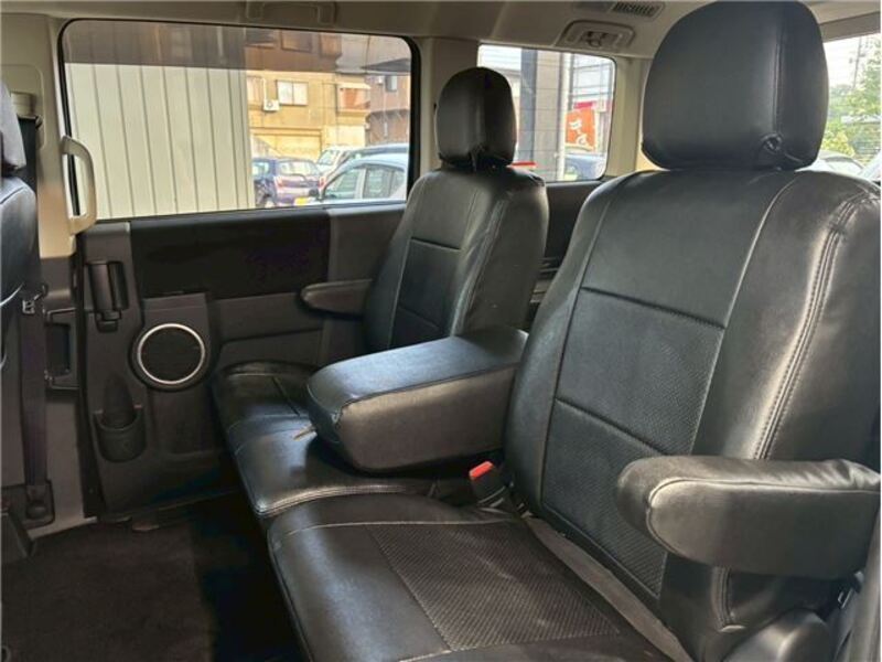 DELICA D5