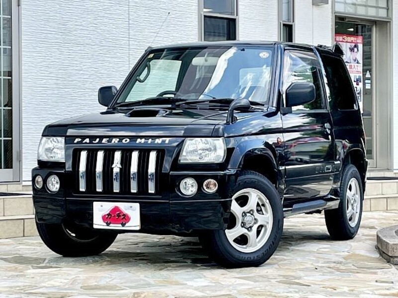 MITSUBISHI PAJERO MINI