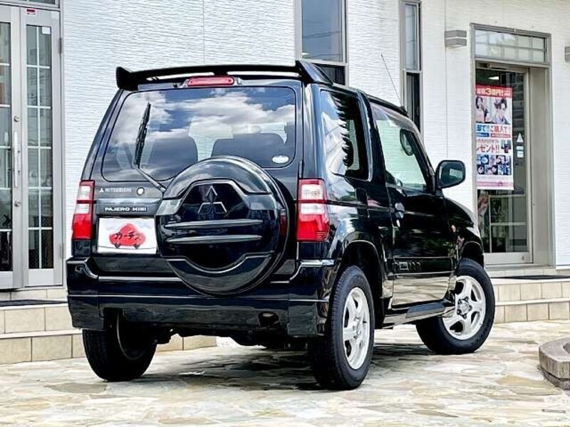 PAJERO MINI