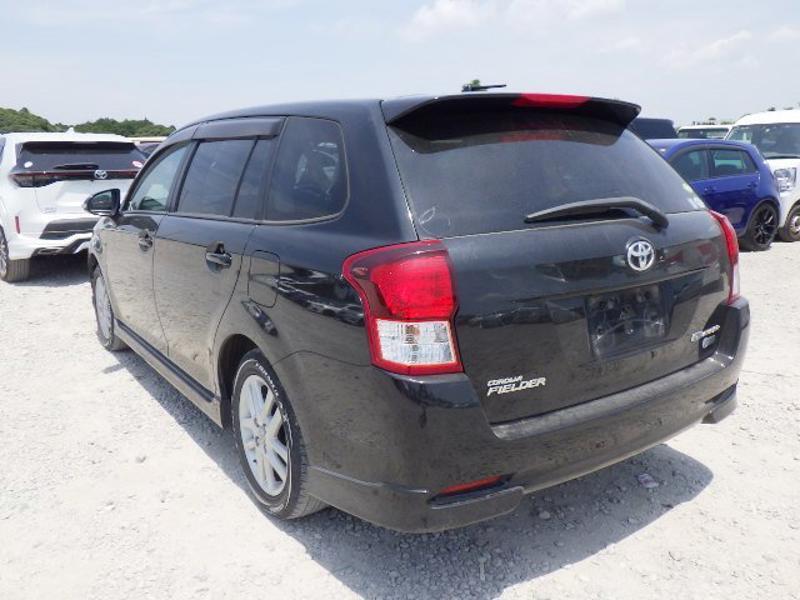 COROLLA FIELDER