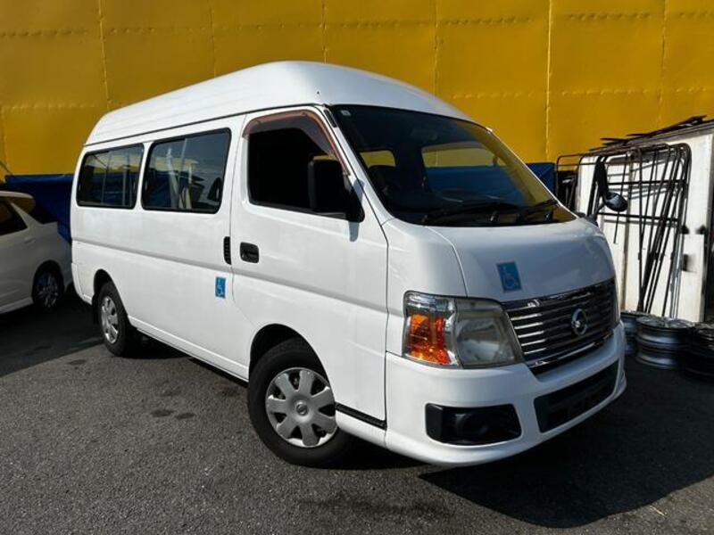 CARAVAN BUS
