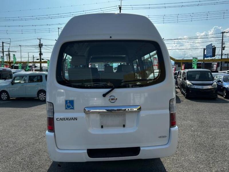CARAVAN BUS