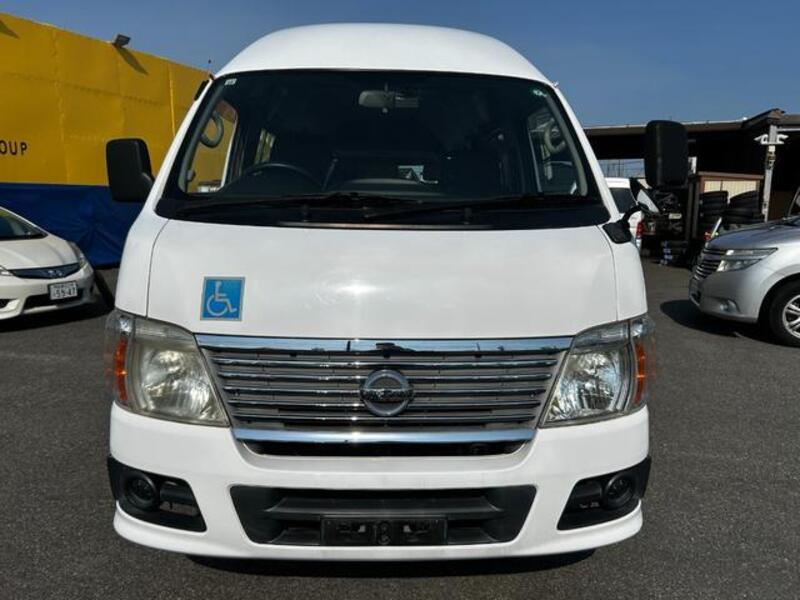 CARAVAN BUS