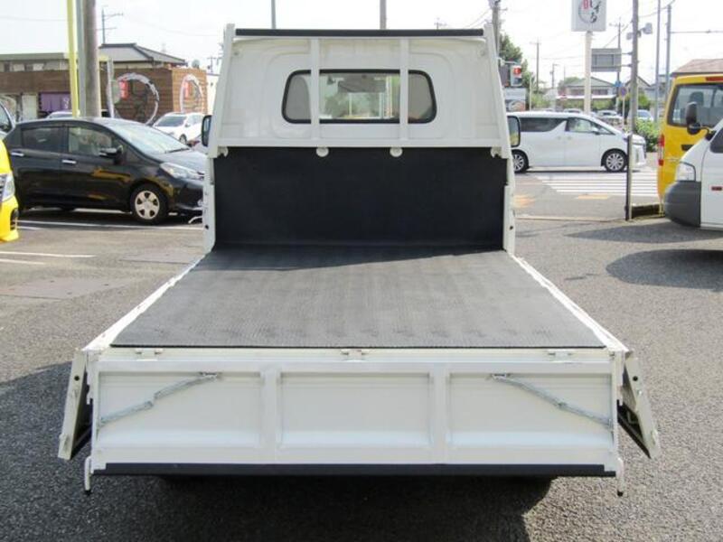 TOWNACE TRUCK