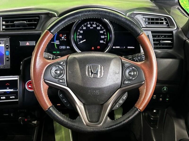 FIT HYBRID