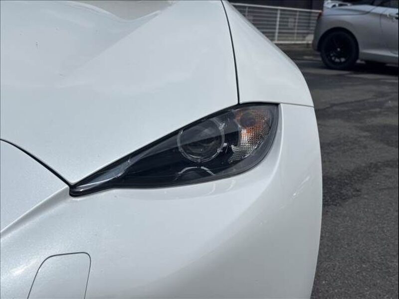 ROADSTER