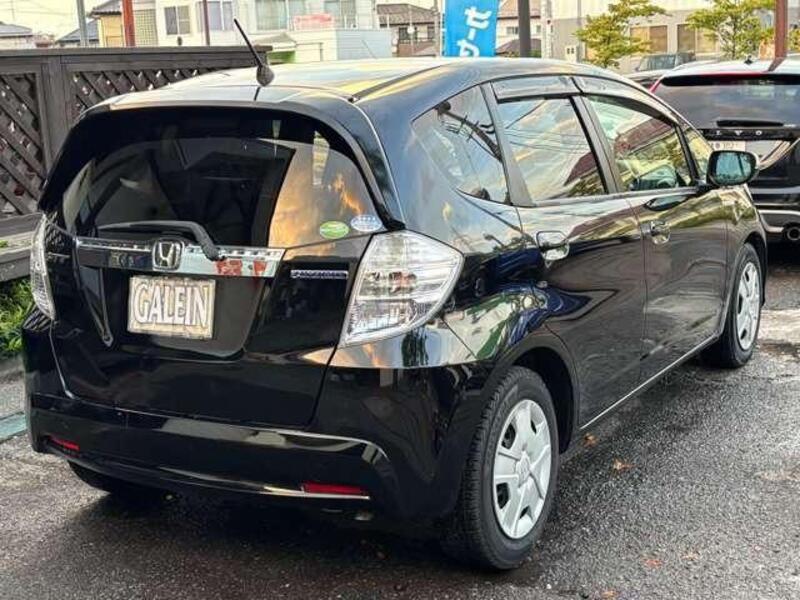 FIT HYBRID