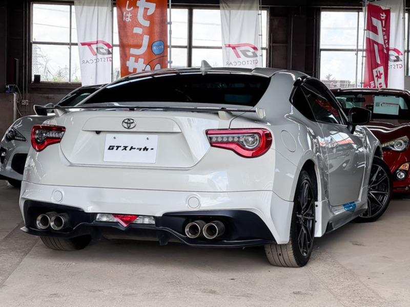 86