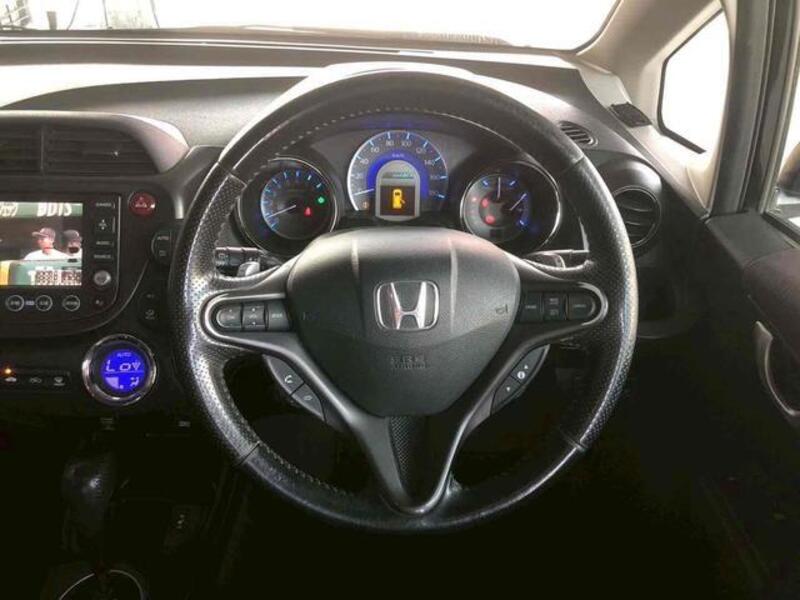 FIT HYBRID