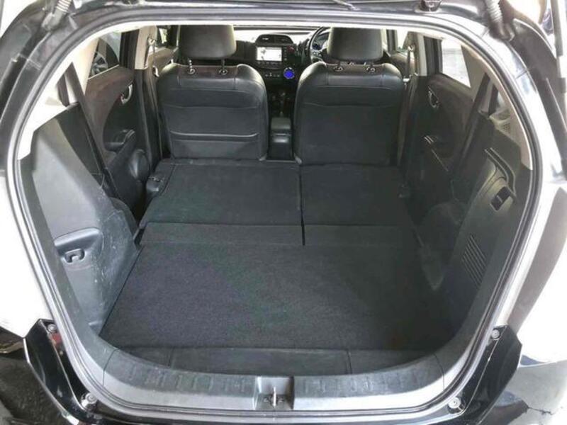 FIT HYBRID