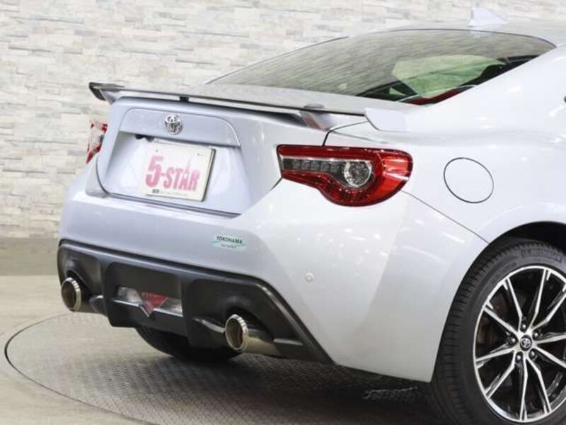 86