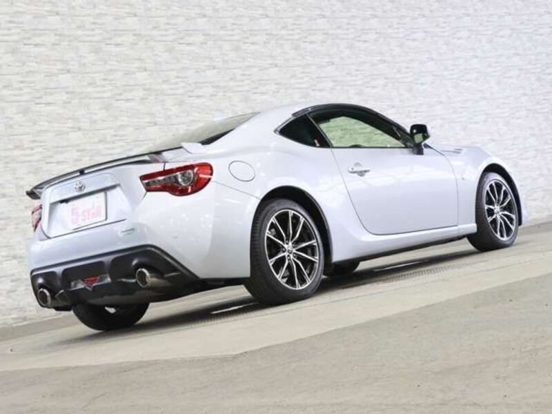 86
