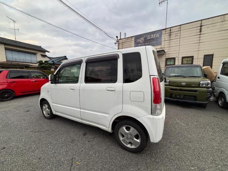 WAGON R