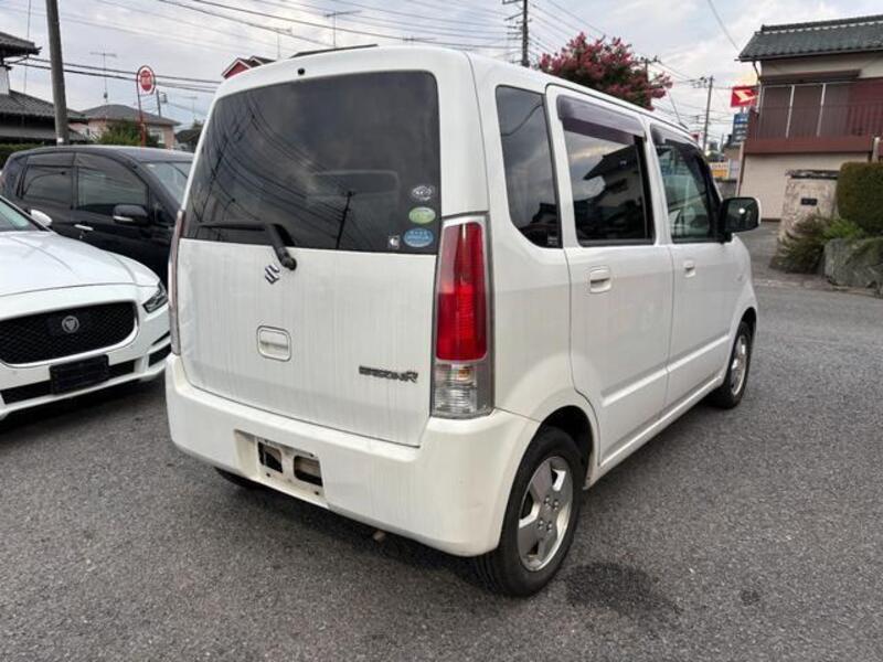 WAGON R