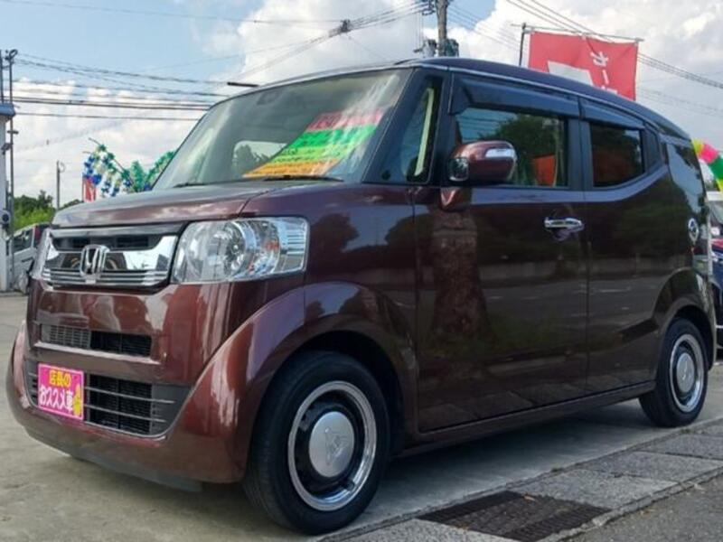 HONDA N BOX SLASH