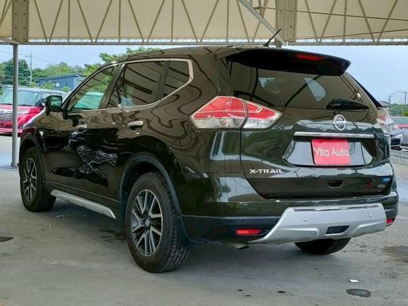 X-TRAIL