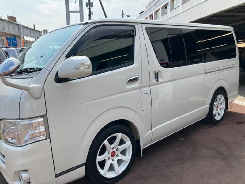 HIACE VAN