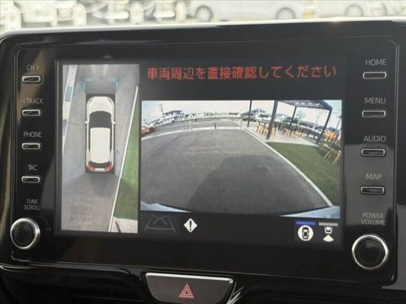 YARIS CROSS