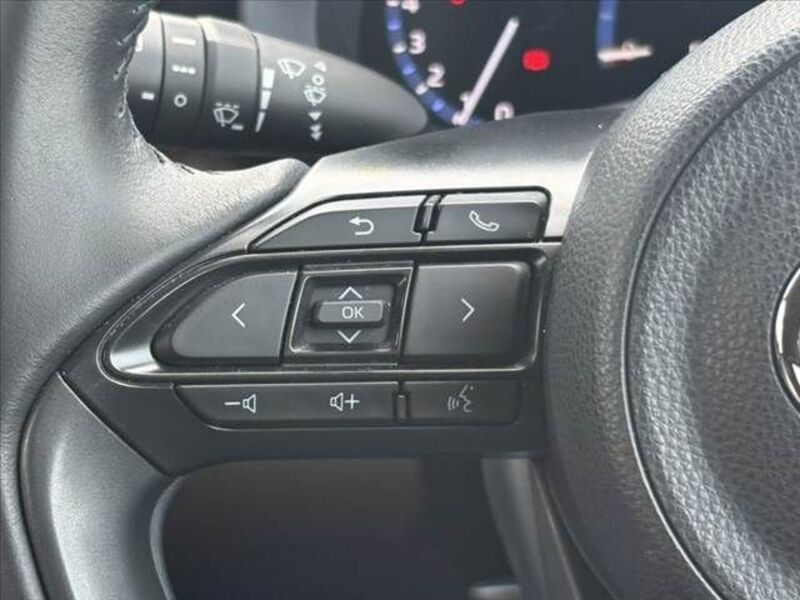 YARIS CROSS
