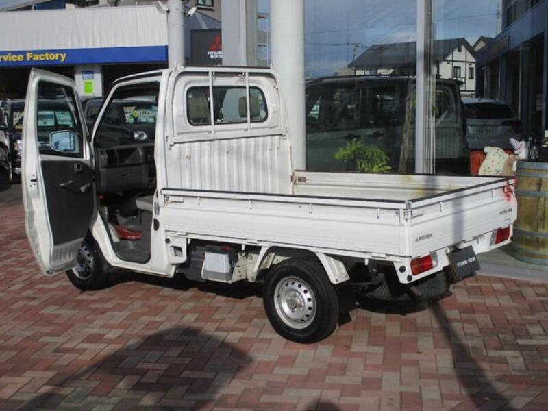 MINICAB TRUCK
