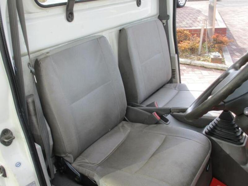 MINICAB TRUCK