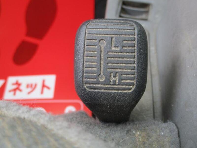 MINICAB TRUCK
