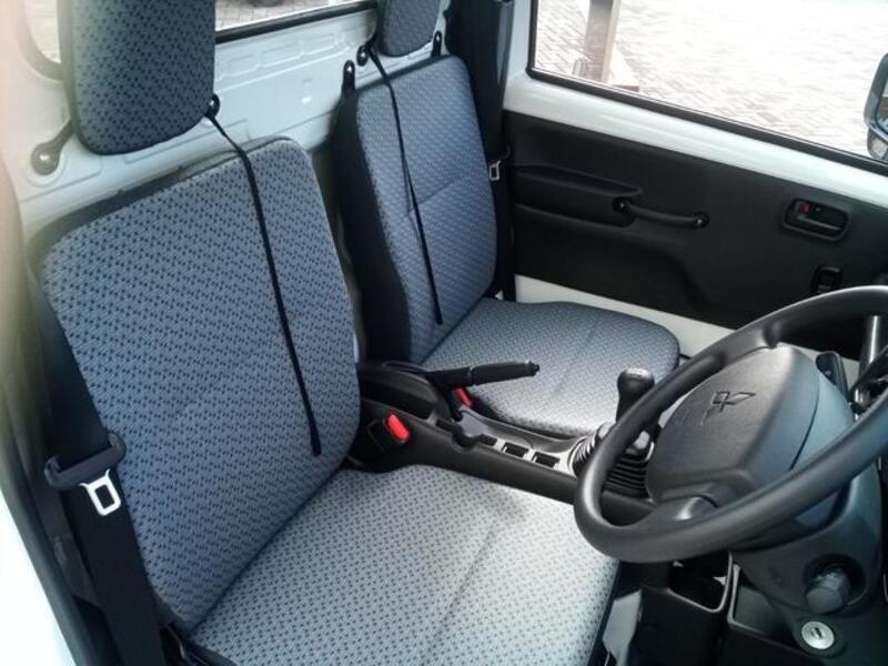 MINICAB TRUCK
