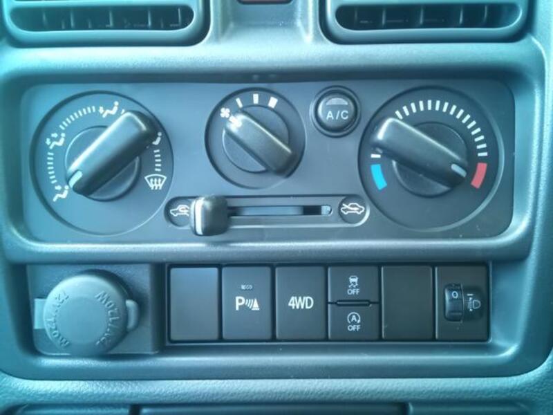 MINICAB TRUCK