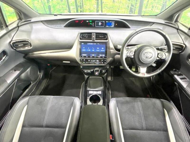 PRIUS PHV