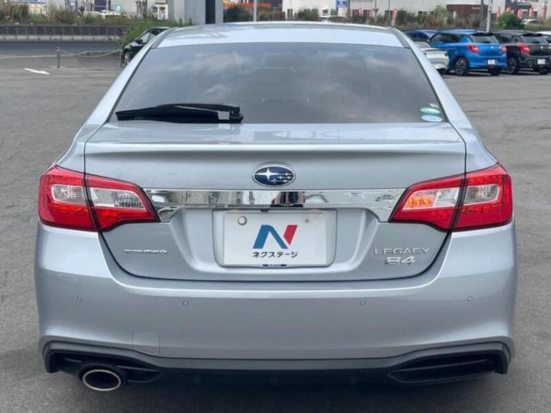 LEGACY B4