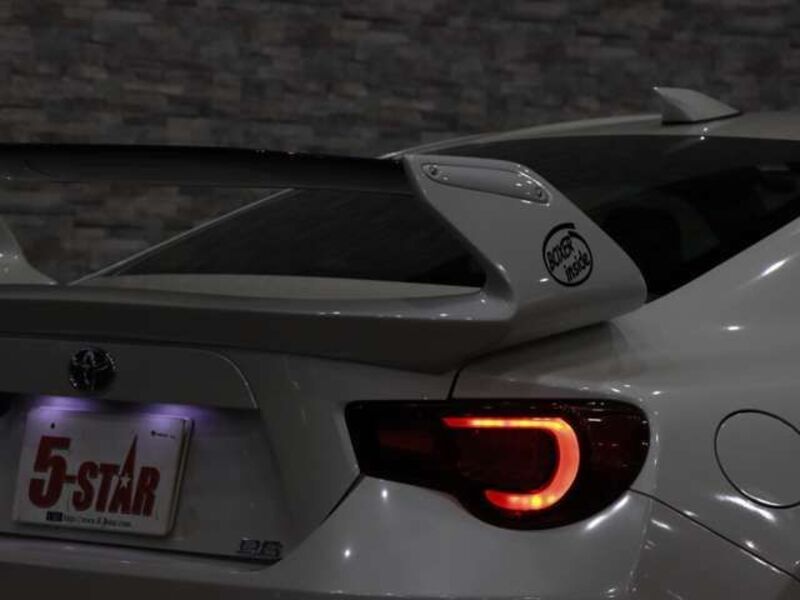86