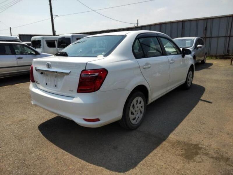 COROLLA AXIO