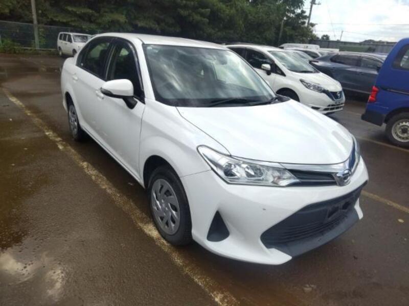 COROLLA AXIO