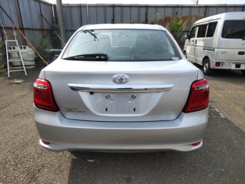COROLLA AXIO