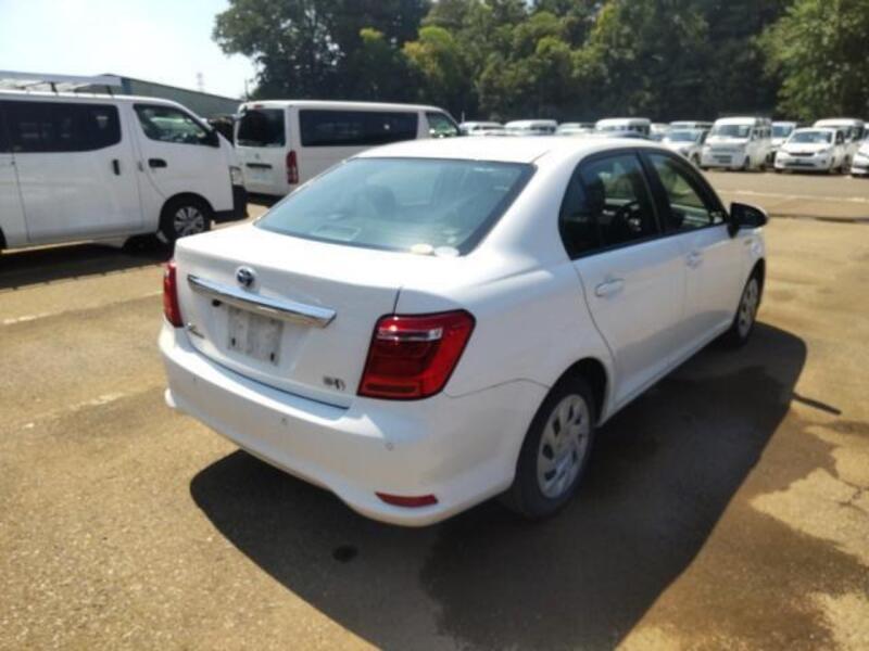 COROLLA AXIO