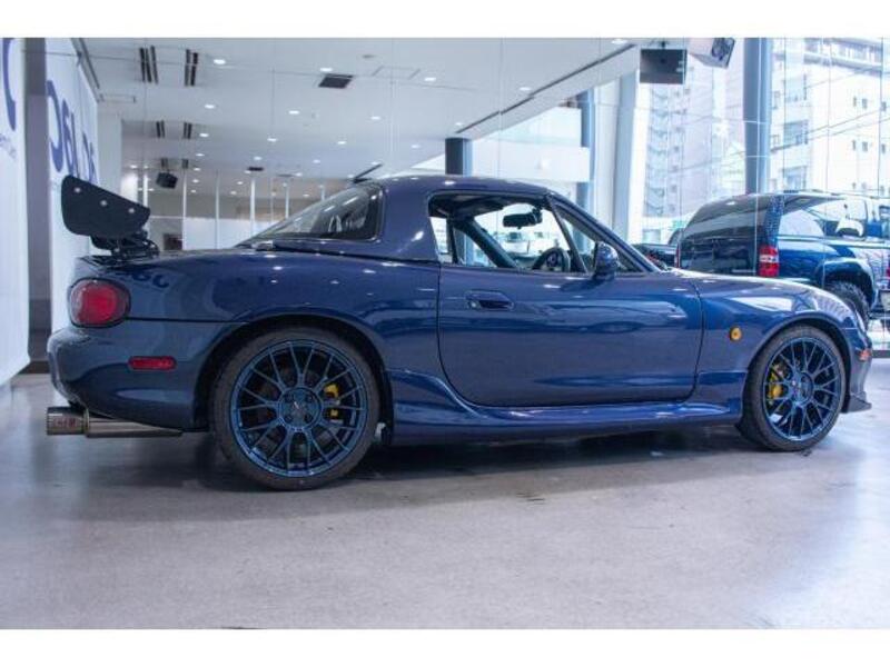 ROADSTER