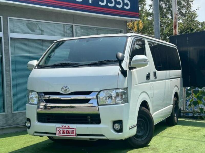TOYOTA Regiusace Van